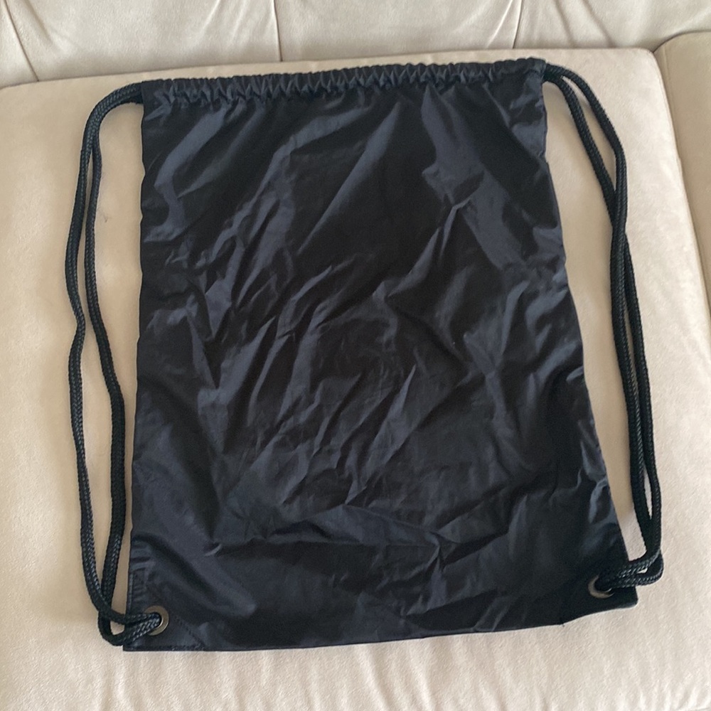 Nike Drawstring Bag - Picture 4 of 4